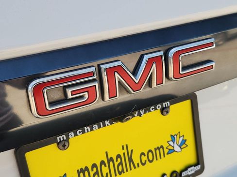 Certified 2024 GMC Yukon XL AT4 w/ Technology Package AWD/4WD image 21