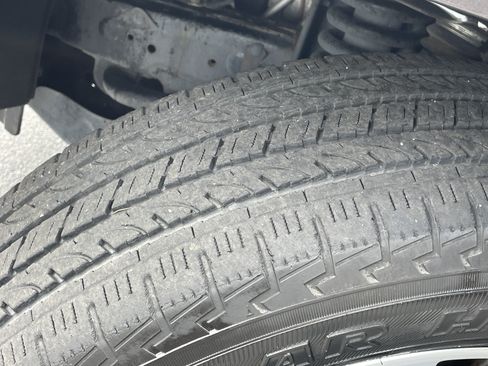 Used 2018 Toyota 4Runner Limited AWD/4WD image 11