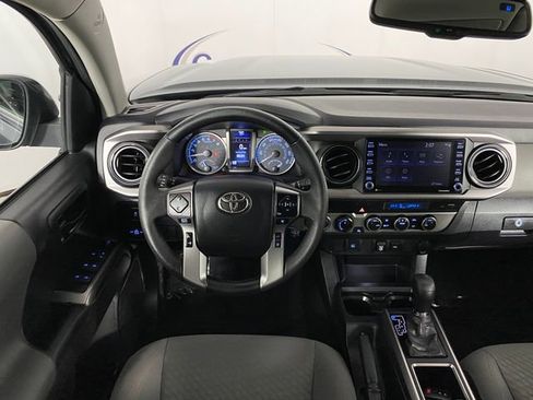 Used 2023 Toyota Tacoma SR5 AWD/4WD image 17