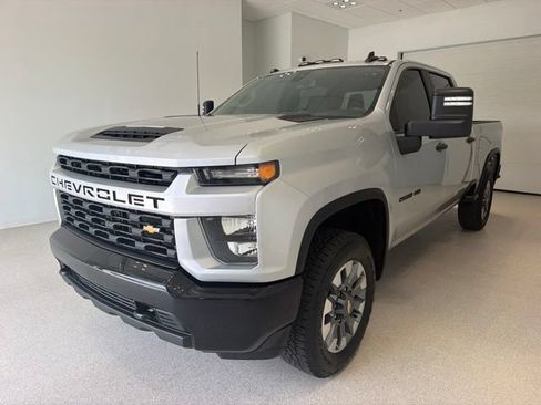 Used 2023 Chevrolet Silverado 2500 Custom w/ Custom Value Package AWD/4WD image 3