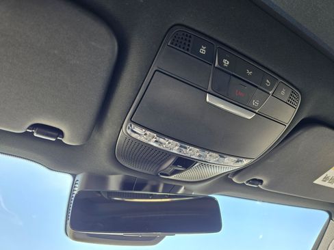 Used 2022 Mercedes-Benz GLC 300 4MATIC image 27