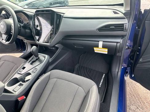 Used 2026 Subaru Crosstrek 2.5i Premium AWD/4WD image 15
