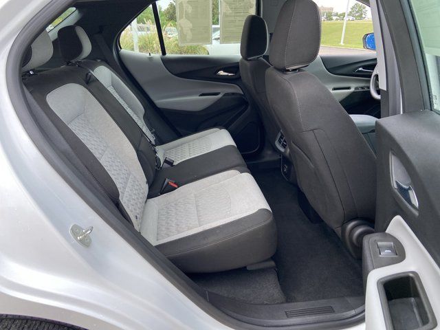 Used 2023 Chevrolet Equinox LS AWD/4WD image 15