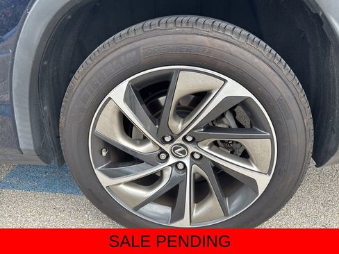 Used 2018 Lexus RX 350L Luxury w/ Accessory Package FWD image 10