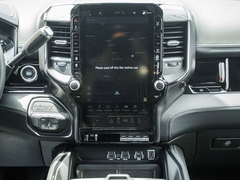 New 2026 RAM 2500 Limited AWD/4WD image 25