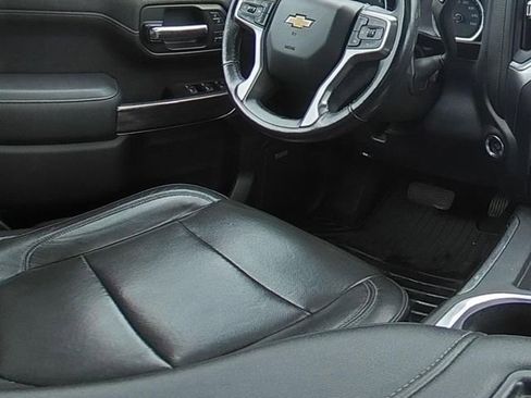 Used 2020 Chevrolet Silverado 1500 LTZ w/ LTZ Premium Package image 22