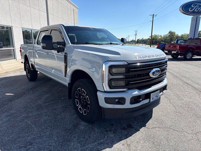 Used 2026 Ford F250 Platinum AWD/4WD image 3