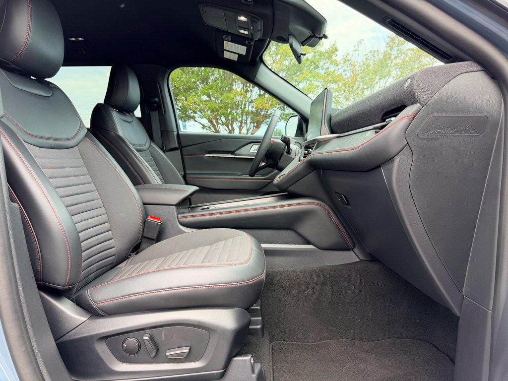 New 2026 Ford Explorer ST-Line RWD image 7