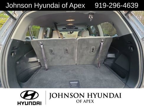 Used 2017 Honda Pilot Touring image 21