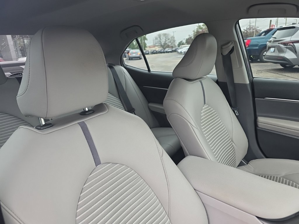 Certified 2024 Toyota Camry SE FWD image 10