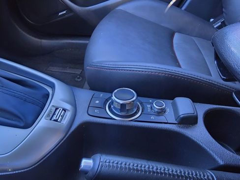 Used 2017 MAZDA CX-3 Touring w/ Premium Package image 21