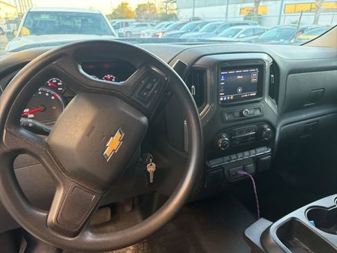Used 2021 Chevrolet Silverado 1500 Custom image 9