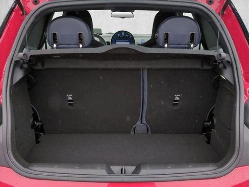 Certified 2025 MINI Cooper S image 6