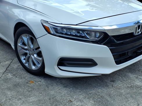 Used 2018 Honda Accord LX image 8