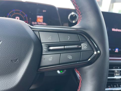 Used 2024 Chevrolet Traverse RS w/ LPO, Floor Liner Package image 18