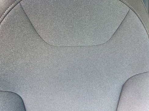 Certified 2025 Kia K4 FWD image 33
