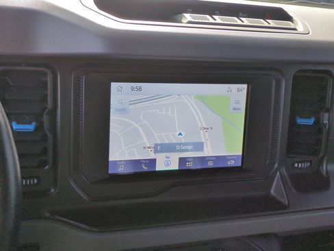 Used 2022 Ford Bronco Black Diamond image 22