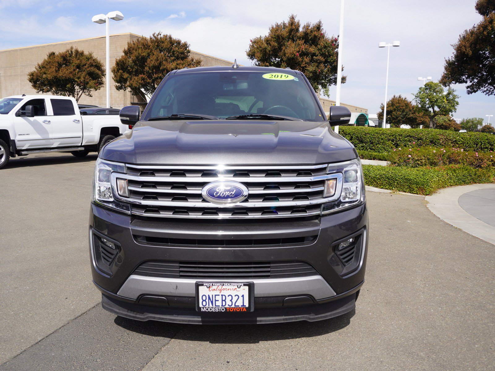 Used 2019 Ford Expedition XLT w/ Equipment Group 202A RWD image 7