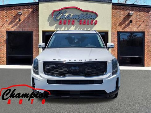 Used 2021 Kia Telluride EX w/ EX Premium Package AWD/4WD image 9