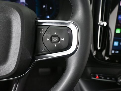 Used 2023 Volvo XC40 B5 Plus w/ Driver Assist Package image 10