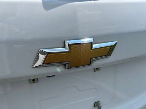 Used 2023 Chevrolet Equinox LT FWD image 54