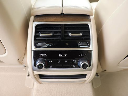 Used 2016 BMW 750i 750i image 19