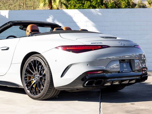 Used 2022 Mercedes-Benz SL 55 AMG 4MATIC image 8