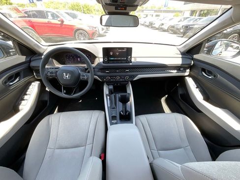 Used 2024 Honda Accord EX image 9