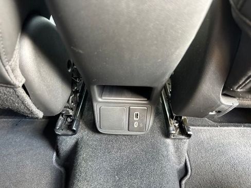 Used 2024 Buick Encore GX Preferred w/ Comfort Package AWD/4WD image 24