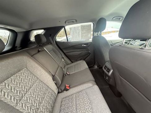 Used 2023 Chevrolet Equinox LT image 12
