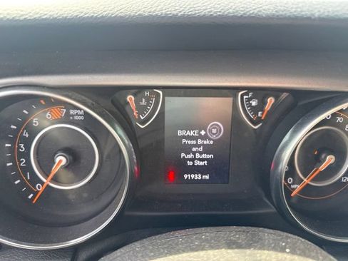 Used 2021 Jeep Wrangler Sport AWD/4WD image 13