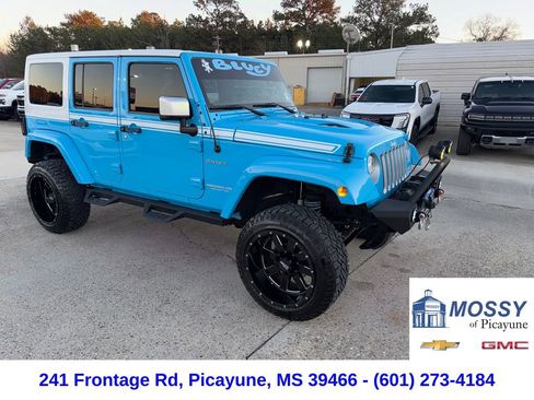 Used 2017 Jeep Wrangler Unlimited Sahara w/ Quick Order Package 24E Chief image 9