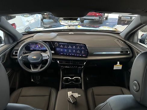 New 2026 Chevrolet Traverse LT w/ Driver Confidence Package image 21