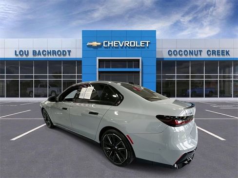 Used 2024 BMW 760i xDrive image 6