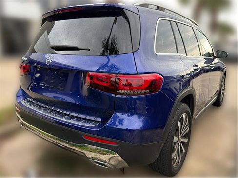 Used 2021 Mercedes-Benz GLB 250 image 3
