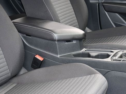 Used 2023 Volkswagen Jetta S image 40