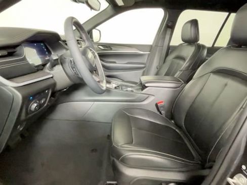 Used 2024 Jeep Grand Cherokee Limited 4xe w/ Trailer Tow Package AWD/4WD image 22
