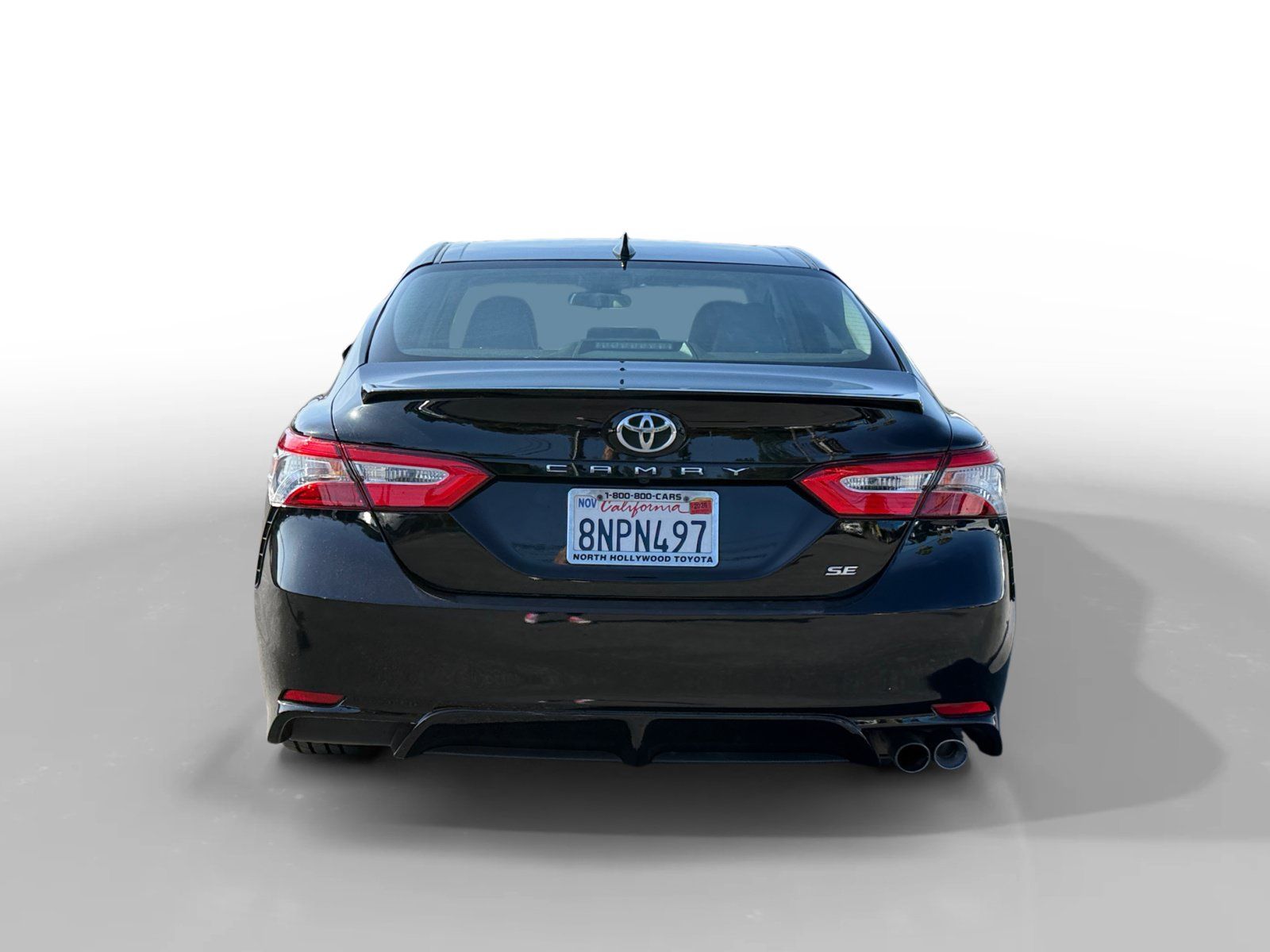 Used 2019 Toyota Camry SE w/ Carpet Mat Package FWD image 4