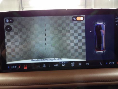 Used 2025 Lincoln Aviator Reserve w/ Luxury Package AWD/4WD image 19