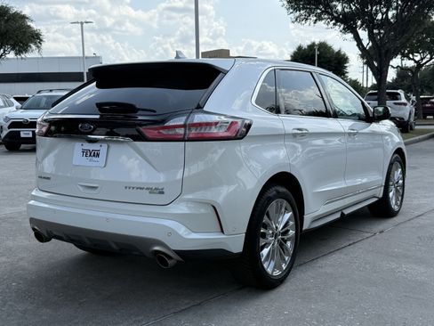 Used 2020 Ford Edge Titanium w/ Equipment Group 301A AWD/4WD image 5