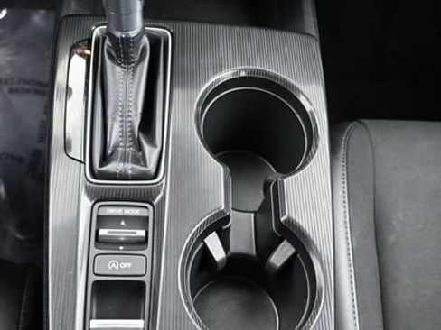 Used 2024 Honda Civic Sport image 16