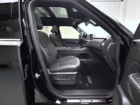 Certified 2025 Nissan Armada PRO-4X w/ Pro-4X Premium Package AWD/4WD image 15
