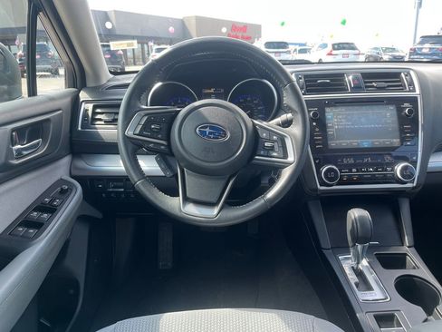 Used 2018 Subaru Legacy 2.5i Premium AWD/4WD image 23