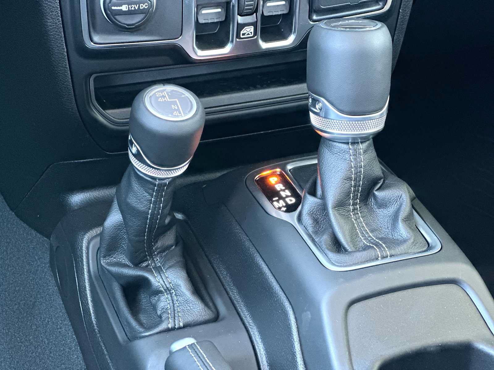 New 2026 Jeep Gladiator Sport AWD/4WD image 20