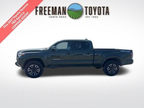 Used 2021 Toyota Tacoma TRD Sport w/ TRD Premium Sport Package AWD/4WD image 1