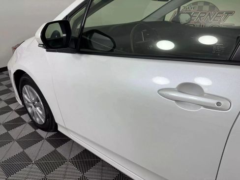 Used 2022 Toyota Prius LE FWD image 22