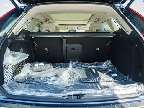 New 2027 Volvo XC60 B5 Ultra AWD/4WD image 10