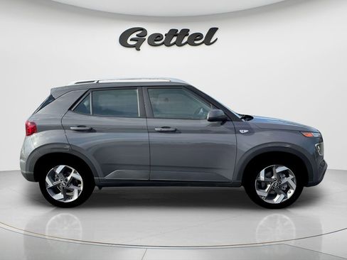 New 2026 Hyundai Venue SEL FWD image 6