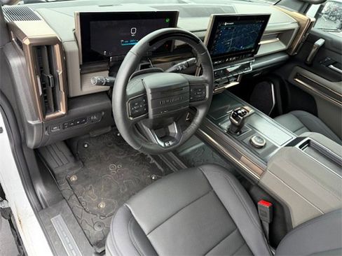 New 2025 GMC Hummer EV 2X image 13