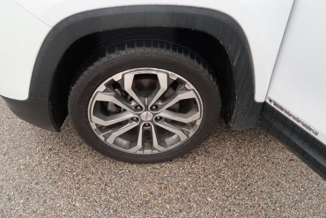 Used 2019 GMC Terrain SLT w/ Preferred Package FWD image 18